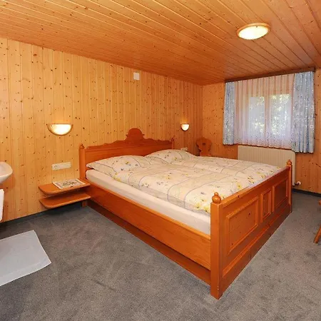 Haus Tschambraeu Apartament Gaschurn